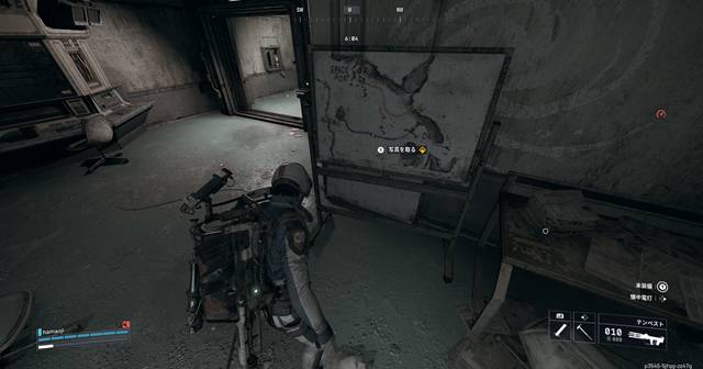 地図が描かれたホワイトボードの写真を撮る